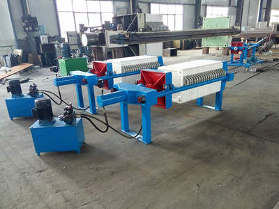 撕膜壓緊機構 - 包裝機械圖紙 - 沐風網(wǎng)